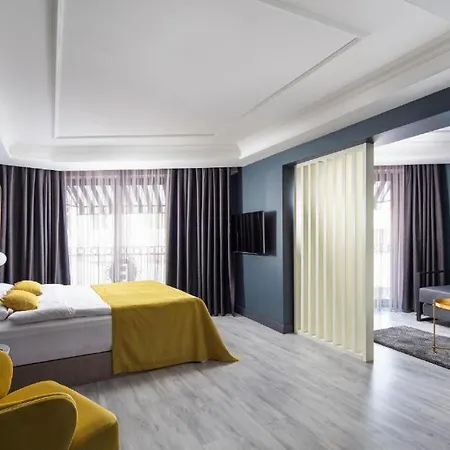 B Loft Otel 3*